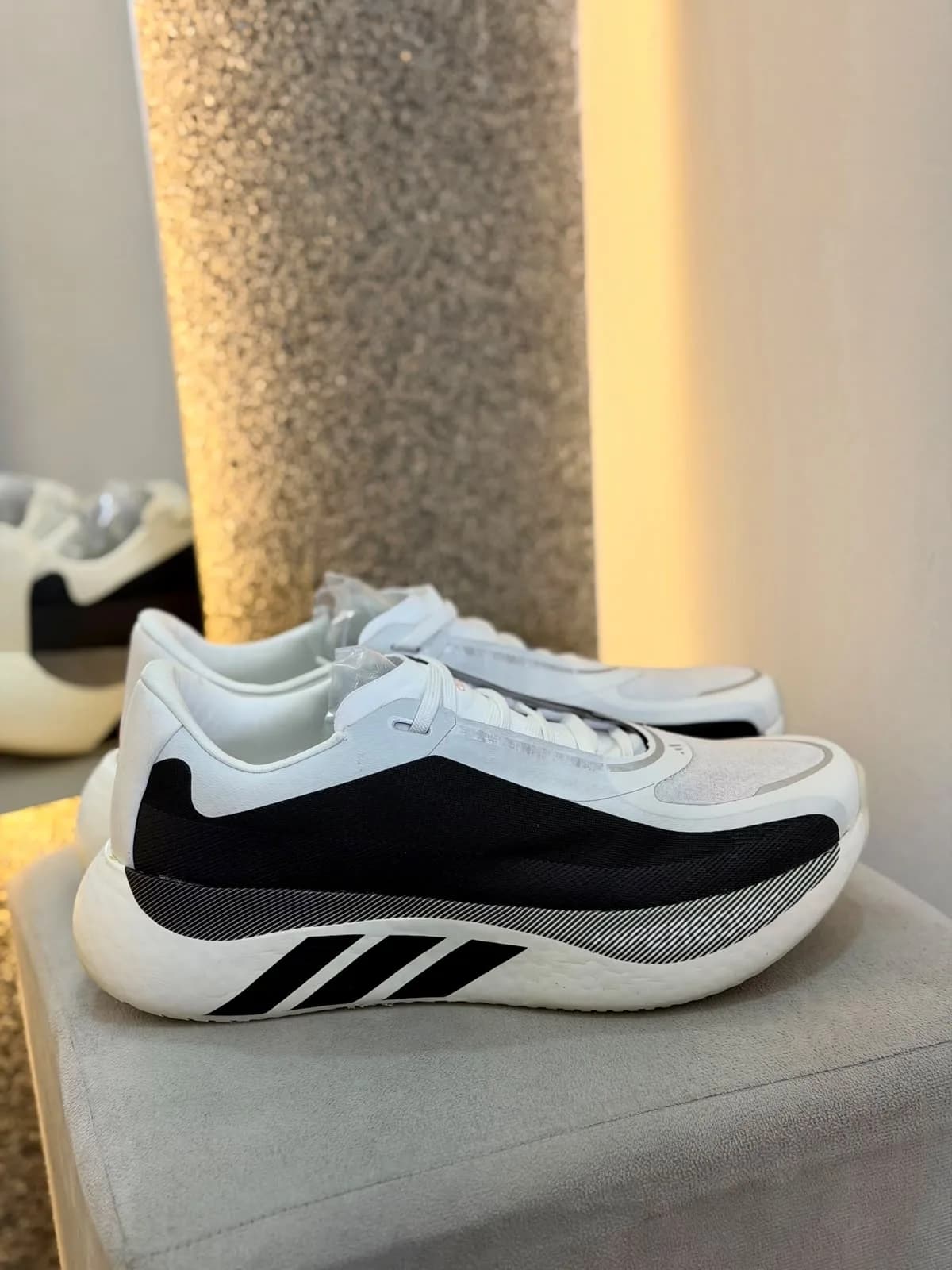 ADDS Hyper Boost Branco/Preto