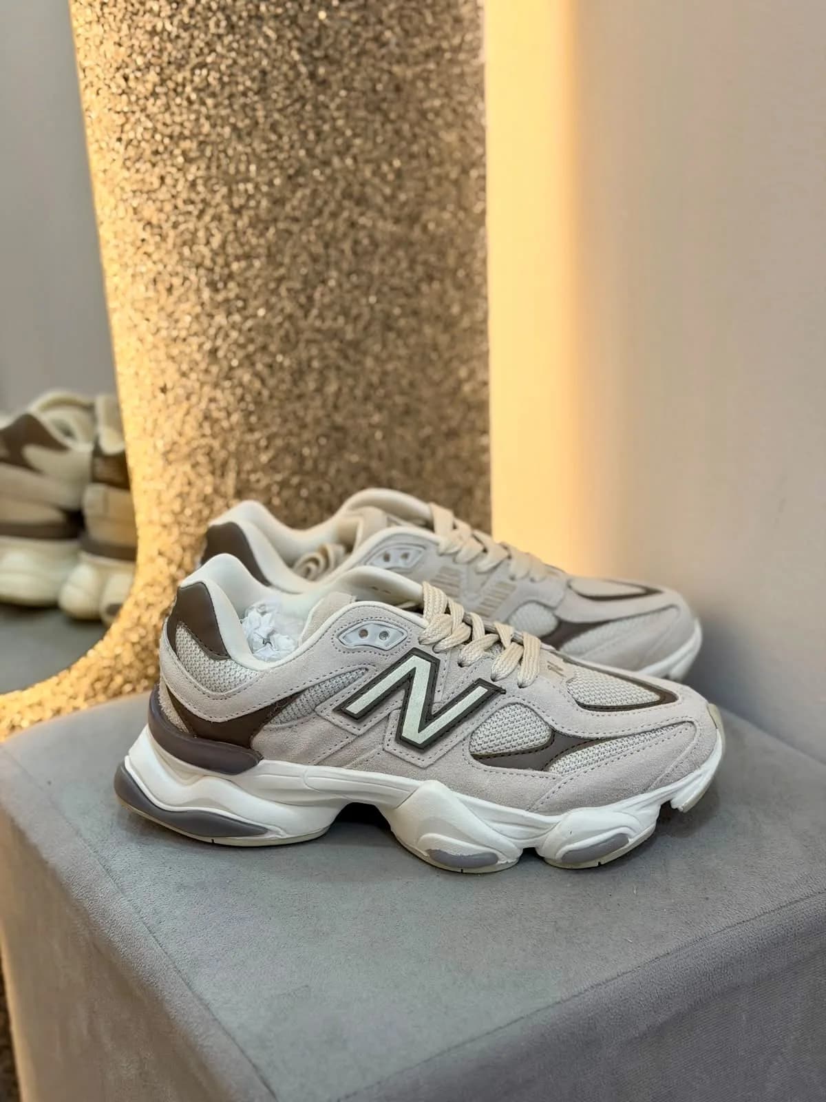 NB 9060 Bege/Marrom