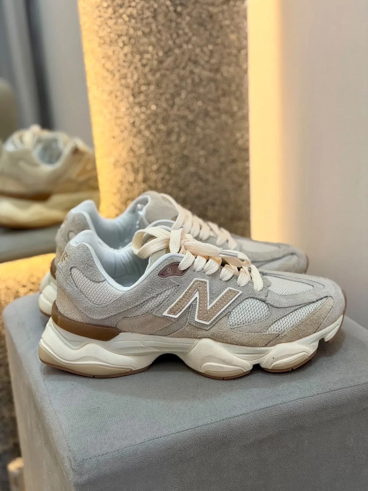 NB 9060 Bege/Verde