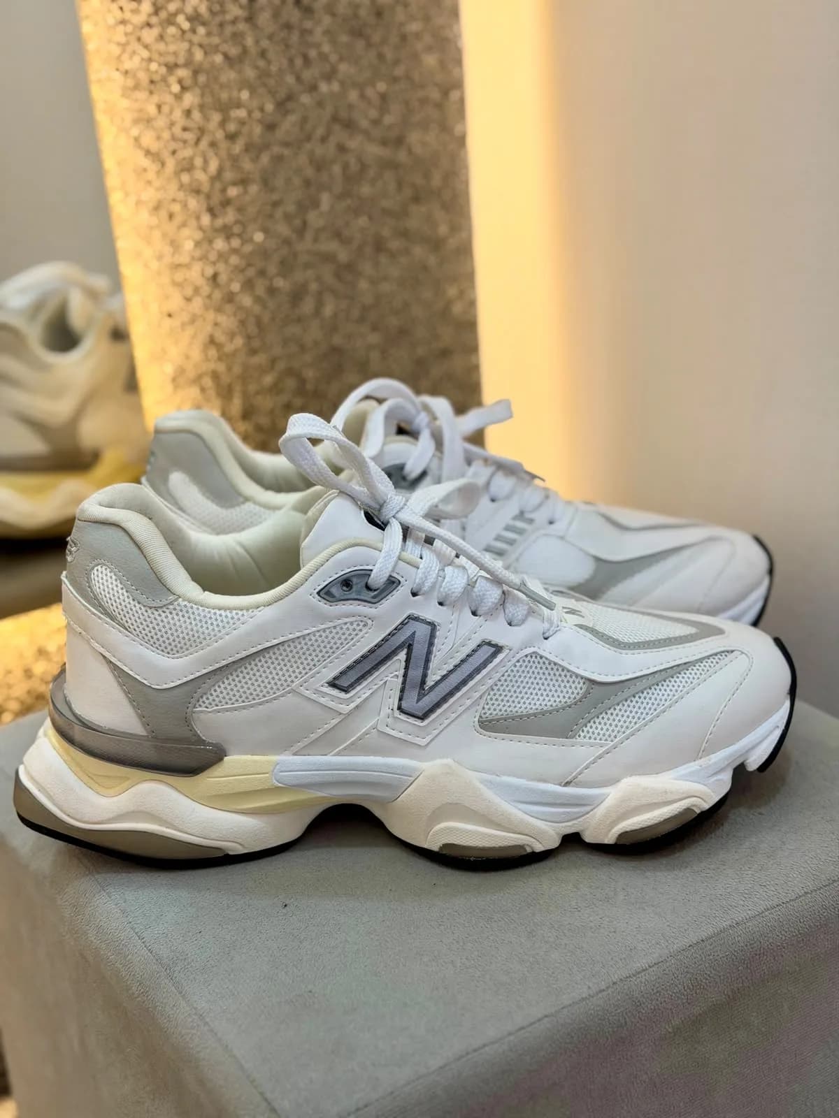 NB 9060 Branco/Prata