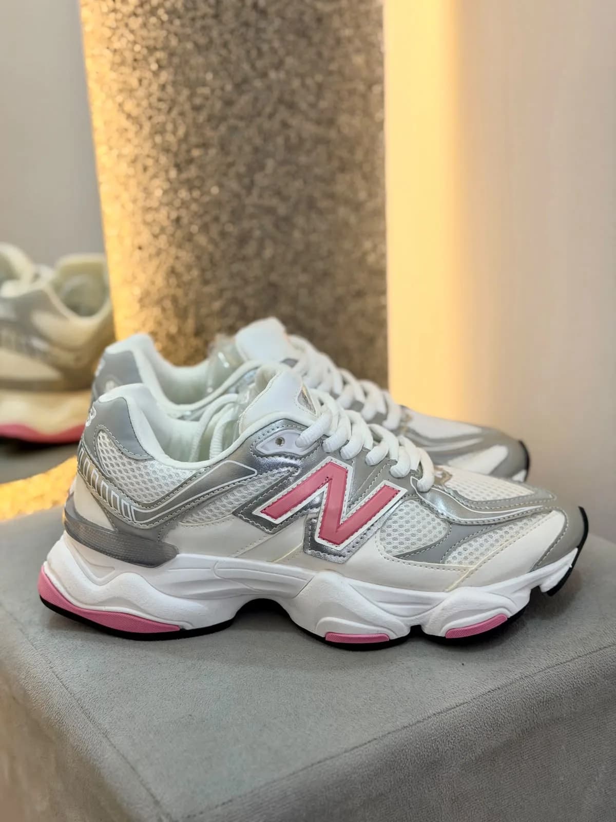 NB 9060 Branco/Prata/Rosa