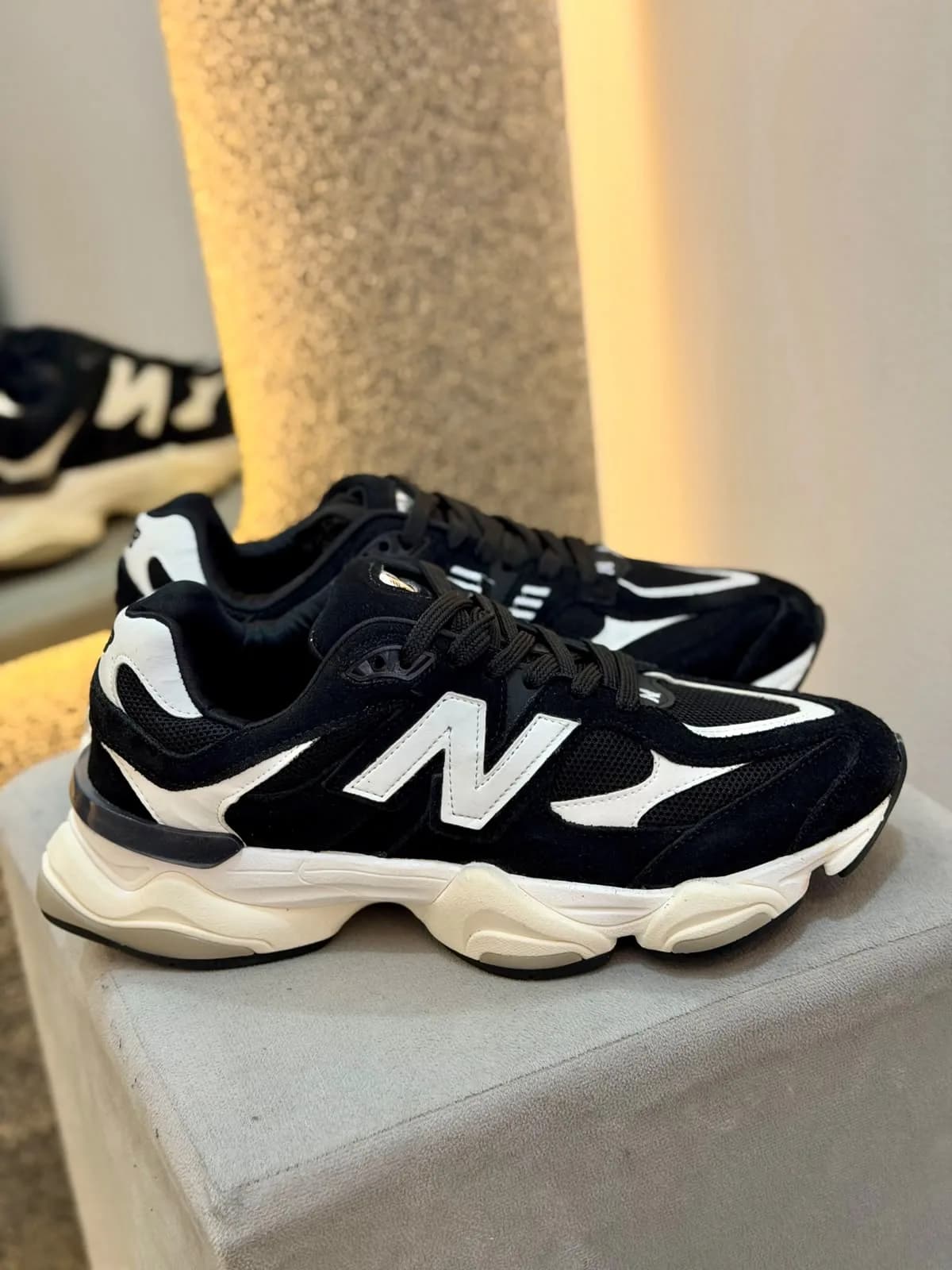 NB 9060 Preto/Branco