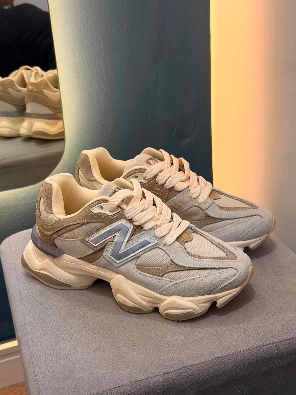 NB 9060 Bege