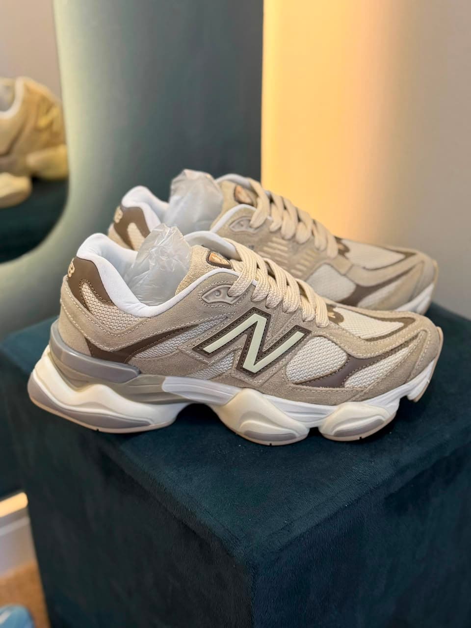 New Balance 9060