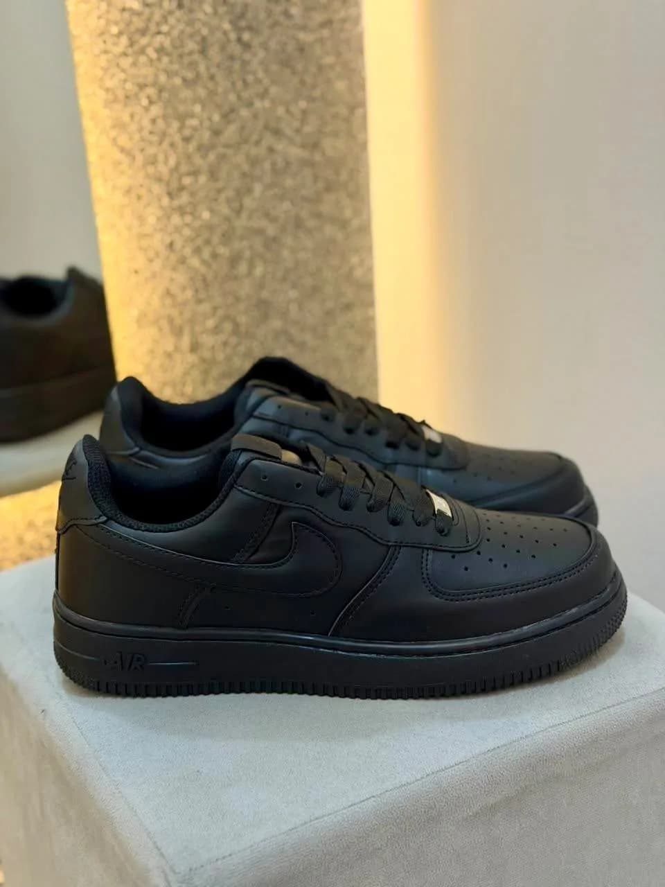 NK AF1 All Black